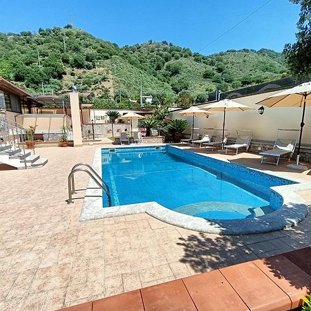 Villa Gloria Gaggi Luaran gambar